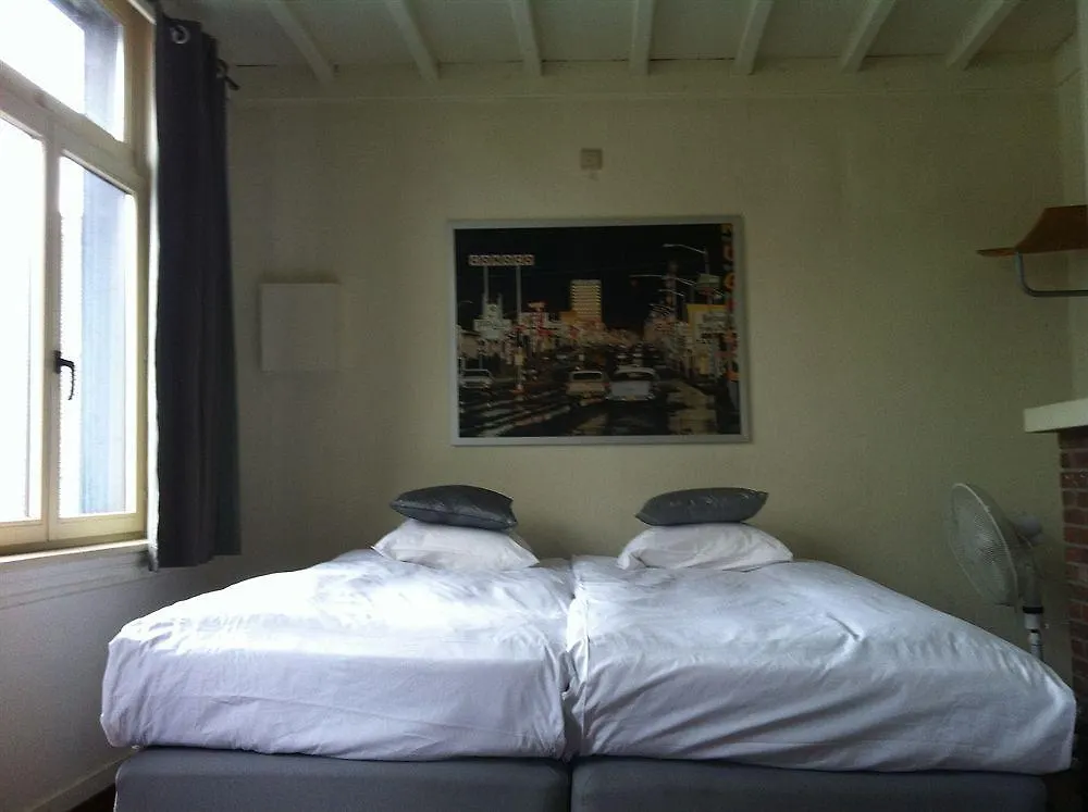 B&B Bed & Coffee Amberes 3*,